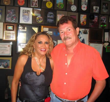 La Chicuela con Luis Elizalde La Chicuela con Luis Elizalde