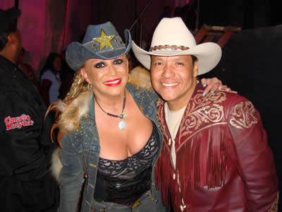 La Chicuela con Cornelio Reyna Jr.