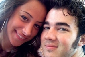 kevin-jonas-danielle-deleasa-engaged1 kevin-jonas-danielle-deleasa-engaged1