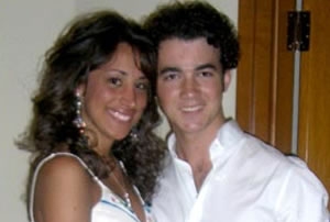 kevin-jonas-danielle-engagement1 kevin-jonas-danielle-engagement1