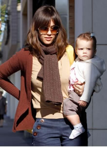 jessica-alba-and-honor-baby1
