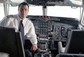 john-travolta-pilot1 john-travolta-pilot1