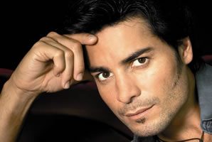 notichismes_2010_enero_chayanne6001