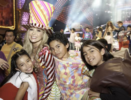 Gloria_Trevi_se_despidi_de_PEQUEOS_GIGANTES