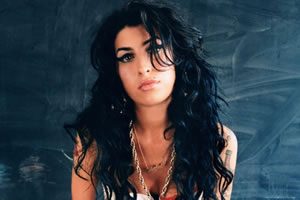 amy-winehouse-wallpaper-2-big1 amy-winehouse-wallpaper-2-big1