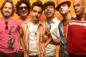 Los-Amigos-Invisibles-h031 Los-Amigos-Invisibles-h031