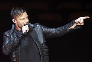 296944_ricky1 296944_ricky1