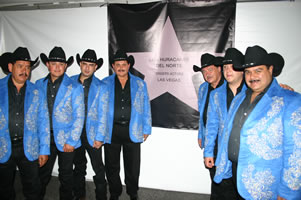 7.-_En_conferencia_de_prensa_hablaron_de_su_felicidad_por_el_homenaje
