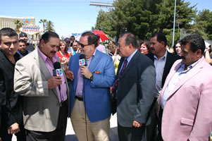 9.-_Al_entrar_a_Las_Vegas_fueron_recibiros_por_El_Gordo_y_la_Flaca