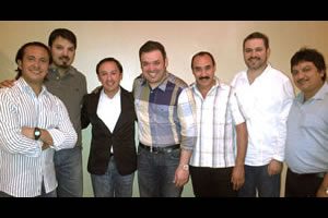 FOTO_INTOCABLE_firma_contrato FOTO_INTOCABLE_firma_contrato