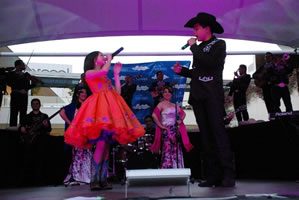 ANGELA Y LEONARDO AGUILAR REALIZAN SHOWCASE Y FIRMA DE AUTOGRAFOS EN GUADALAJARA 271