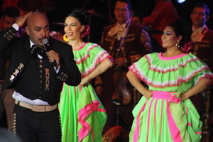 Lupillo_Rivera_en_el_Teatro_Blanquita_2013_117