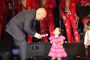 Lupillo_Rivera_en_el_Teatro_Blanquita_2013_3_049