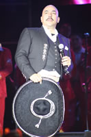 Lupillo_Rivera_en_el_Teatro_Blanquita_2013_3_095