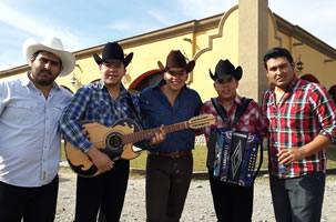 HNOS_VEGA_LUIS_Y_JULIAN_JR._Y_LEANDRO_2