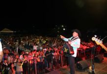 Chuy_saluda_al_gran_pblico_de_Palencia