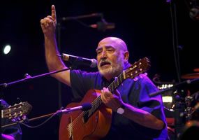 Peret-comunica-cancer_EDIIMA20140730_0297_51 Peret-comunica-cancer_EDIIMA20140730_0297_51