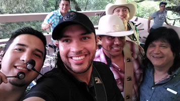 Jos_Adn_Ren_Lupe_Ramiro_y_Reynaldo_Flores_vocalista_de_Topazz