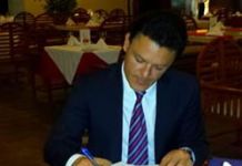 PEDRO FERNÁNDEZ FIRMA CONTRATO CON UNIVERSAL MUSIC LATIN ENTERTAINMENT/ FONOVISA image0071