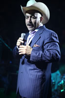 Lupillo Rivera en la Feria del Caballo 2015 046