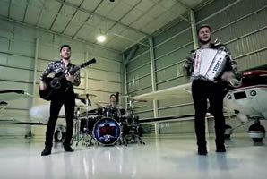 VIDEO DE LOS ROJOS ”EL SEÑOR DE LOS CIELOS” wywy