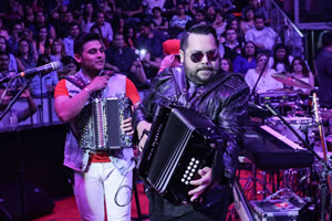Dezigual y Albert Canales