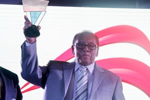 el-momento-emotivo-fue-con-margarito-estrada-otro-homenajeado