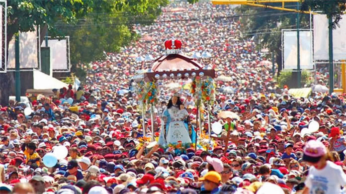 Procesión de la Divina Pastor-696x390