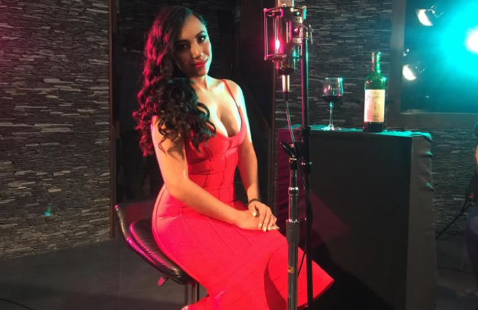 reyna mot-696X451