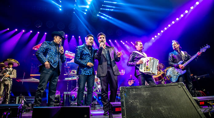 ALEJANDRO FERNÁNDEZ Y LOS TIGRES DEL NORTE inician una de las giras más memorables