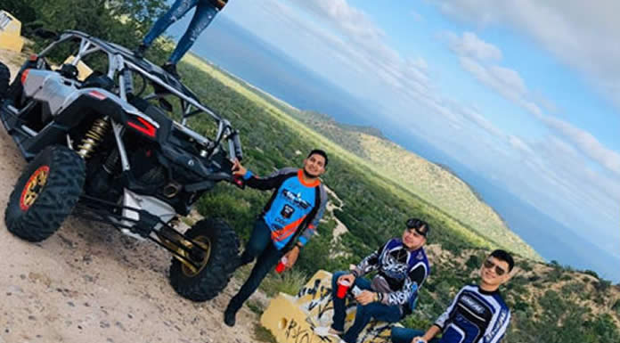 “PERDIDOS DE SINALOA” nombrados reyes del TWEEDY MILE STREET FAIR 2022