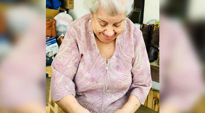 La nominada dos veces al LATIN GRAMMY LA ABUELA IRMA SILVA DE BUYUCHEK recibe múltiples reconocimientos EN MONTERREY, MÉXICO