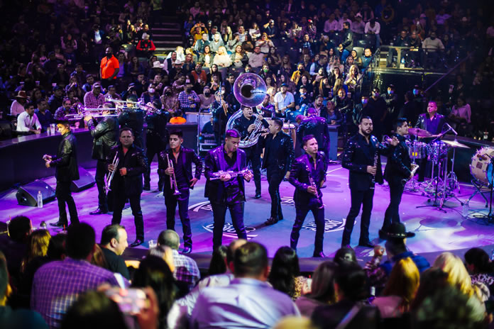 Regresa LA ARROLLADORA BANDA EL LIMÓN al DOMO CARE tras estar lejos de los escenarios en Monterrey