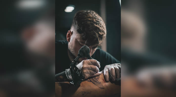 El arte de los tatuajes ha revolucionado con la llegada de las redes sociales VICENTE CREMADES