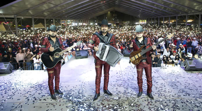 LOS ALAMEÑOS DE LA SIERRA agotan el número de expectadores en su concierto en Austin Texas