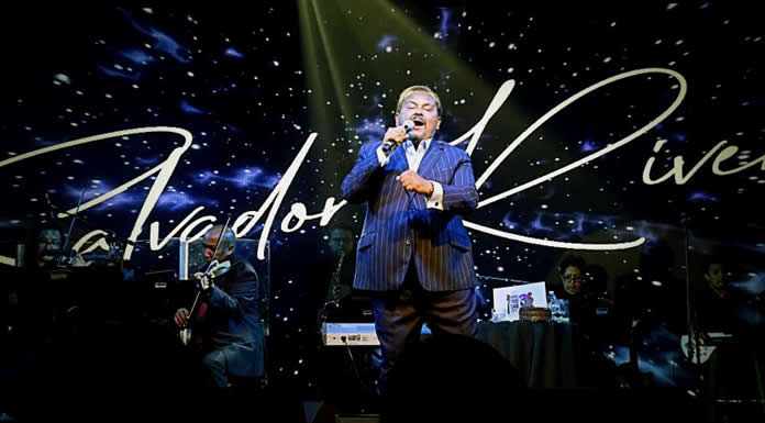 Triunfa SALVADOR RIVERA en El Lunario dos horas y media de romanticismo con “LA VIDA SIGUE”