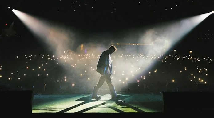 ÁLVARO DÍAZ triunfó en su show debut agotado en el PEPSI CENTER WTC de la CDMX con más de seis mil espectadores e invitados sorpresa