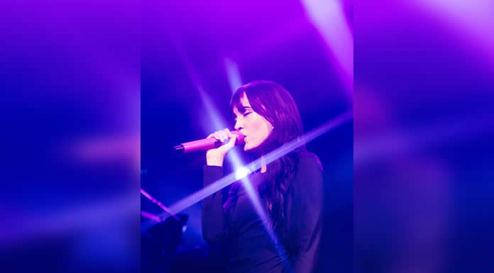 AITANA inicia su gira #11RAZONESMASTOUR en México