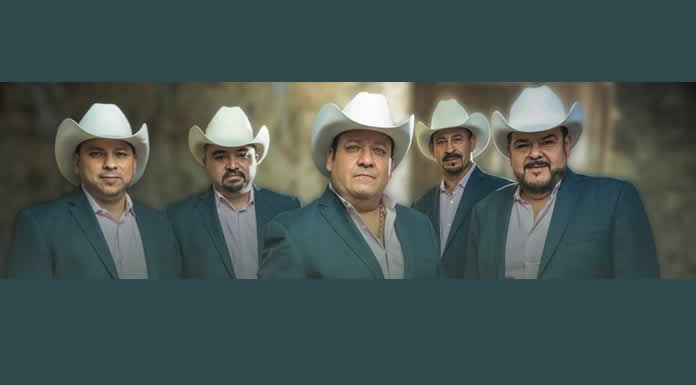 PESADO cierra con broche de oro el VIVE LATINO 2023