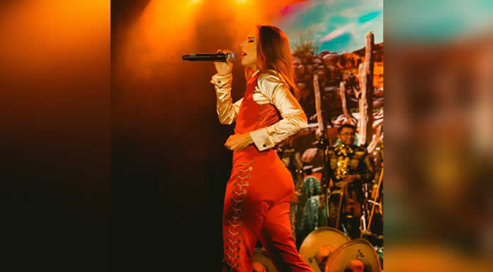 MAJO AGUILAR brilla en su primer concierto en el LUNARIO DEL AUDITORIO NACIONAL