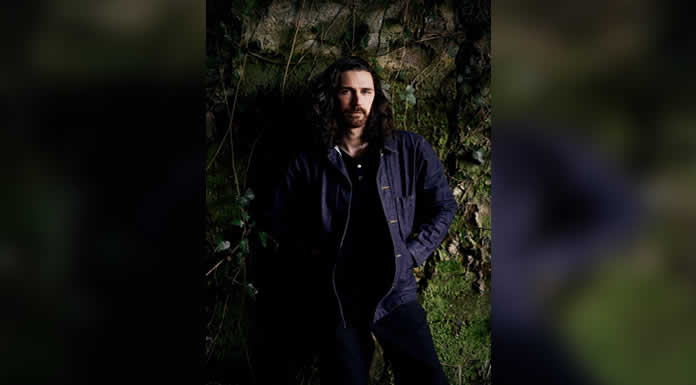 HOZIER comparte nueva canción “DE SELBY (PART 2)” de su tercer álbum de estudio UNREAL UNEARTH