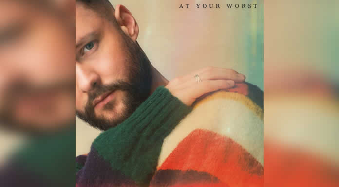 CALUM SCOTT celebra la autocompasión en su nuevo sencillo AT YOUR WORST