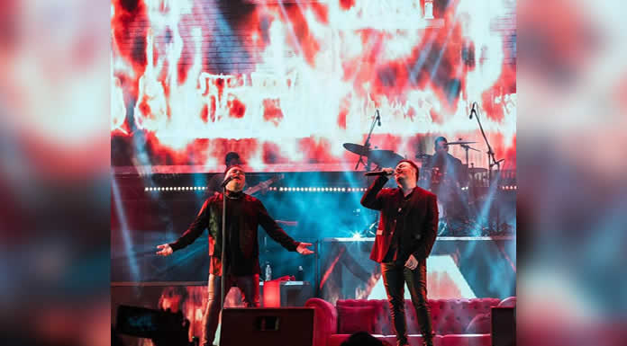 El romanticismo queda demostrado con el gran éxito del #RojoTour de RÍO ROMA