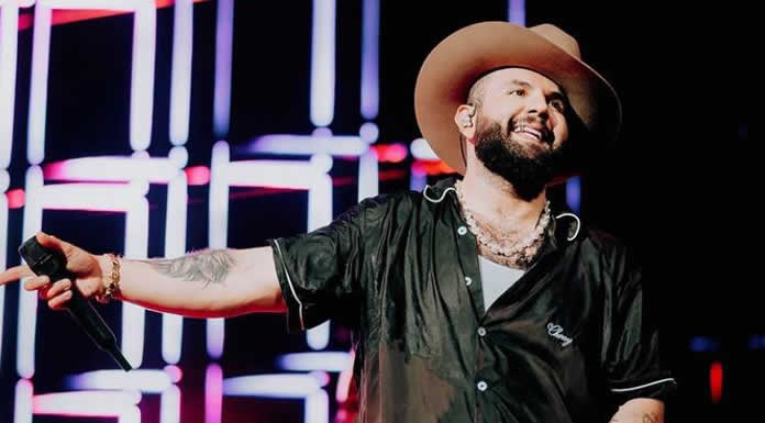 “COLMILLO DE LECHE” de CARÍN LEÓN se posiciona como uno de los mejores álbumes del 2023 según la revista Rolling Stone @lachicuela.com