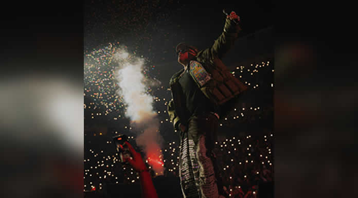 FUERZA REGIDA Triunfa en el COCA COLA FLOW FEST, Gana Mejor Grupo en BILLBOARD y Concluye su GIRA OTRA PEDA @lachicuela.com