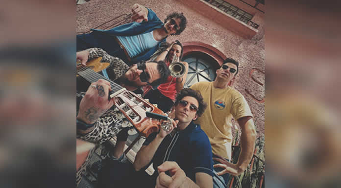 JENNY AND THE MEXICATS estrenan un nuevo single y video junto a PABLO LESUIT “QUIÉN ME SALVA“ @lachicuela.com