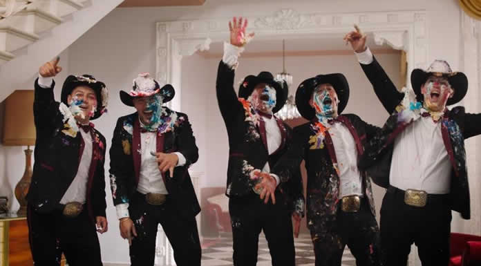 QUETONO anuncia LA GIRA DE BRONCO 45 @lachicuela