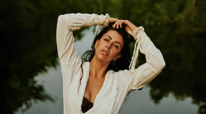 RENEE MOOI PRESENTA BONITA Una Revolucionaria Fusión de Reaguetón, Pop Atmosférico, Folklore Mexicano y La Energía del 'Drill'