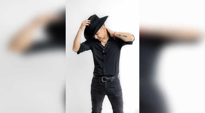 URIEL BARRERA Presenta su EP “DE MIS FAVORITAS” @lachicuela.com