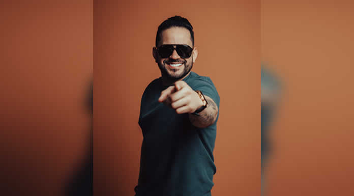 DÓNDE ESTÁ EL AMOR de JHONDER MORALES ¡Se apodera del primer lugar de la cartelera! @lachicuela.com